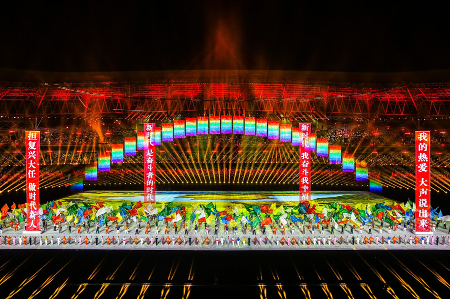 【原创】【即时新闻】【移动版】【焦点图】【CHINANEWS带图列表】【CRI看山西-列表】【三晋大地-太原】惊艳！山西省运会开幕式闪耀三晋大地