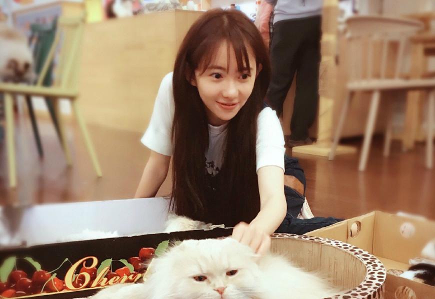 爱情公寓主演现照曝光，美嘉面容僵硬，关谷神色颓废