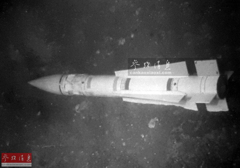 美曾造最小核潜艇！可潜720米捞导弹