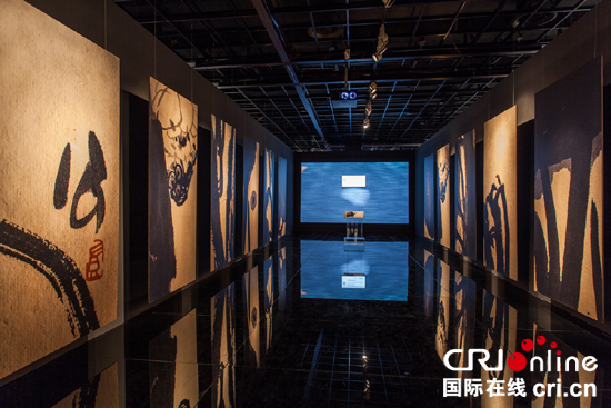 “会通之界：潘公凯作品展”在苏州展出