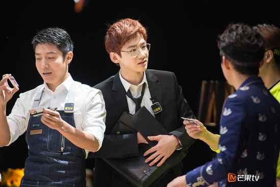 《大侦探》白敬亭失恋失业又失身 何炅:学坏了