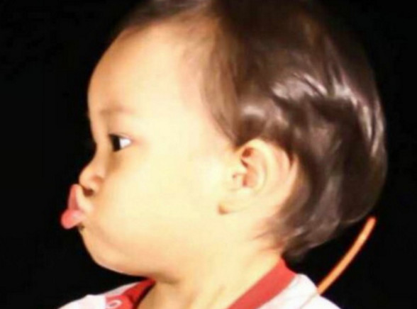 杨幂女儿小糯米快三岁了 长得有点像甜馨