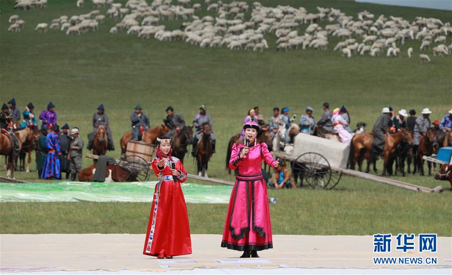 內蒙古鄂溫克族自治旗舉行成立60週年慶祝大會