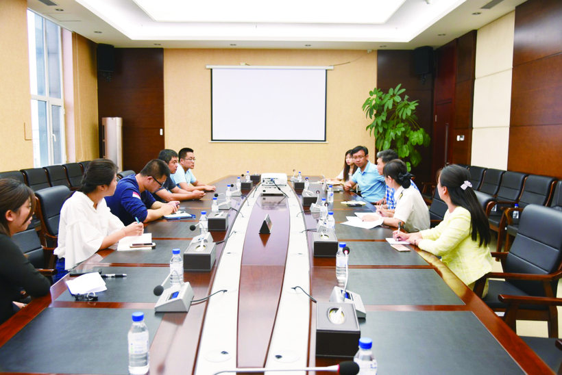 長春興隆綜保區組織企業召開工作會議