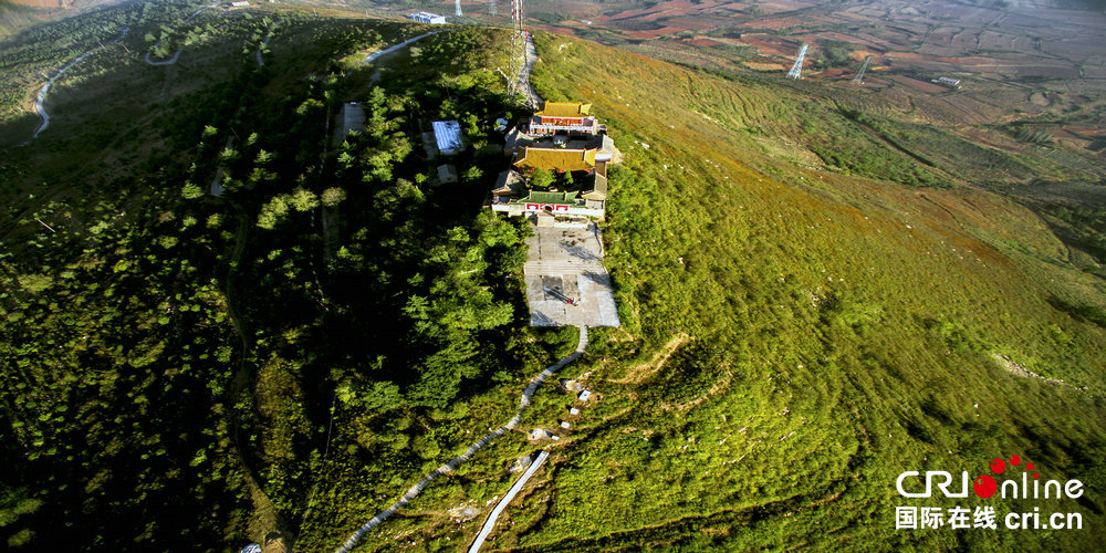 魯峰山全景,傳說宋三才子誕生於魯峰山下三鴉街(魯山縣委宣傳部 供圖)