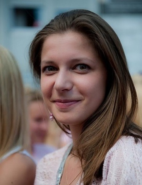 拉脱维亚美女如云随意抓拍都动人而且还缺男人