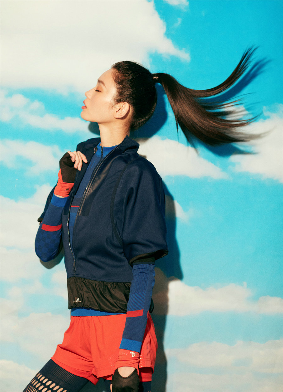 奚梦瑶时尚运动写真 阳光酷girl活力四射 - 国际在线移动版