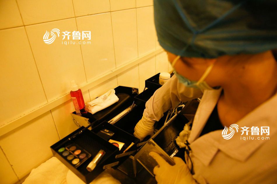 90后入殓师4年为6000位逝者整容 看过太多生死拥有一颗简单心