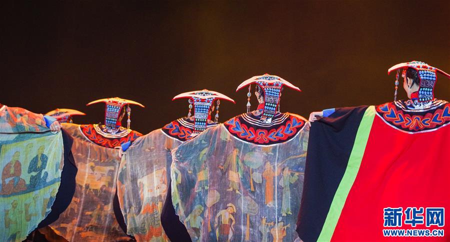 音樂舞蹈藝術家赴西藏采風創作成果匯演在日喀則舉行