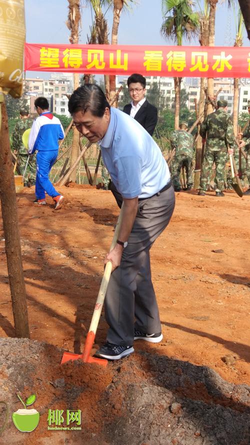 【瓊島先鋒】【即時快訊】海南“綠化寶島”大行動拉開序幕 【瓊島先鋒】【即時快訊】海南“綠化寶島”大行動拉開序幕