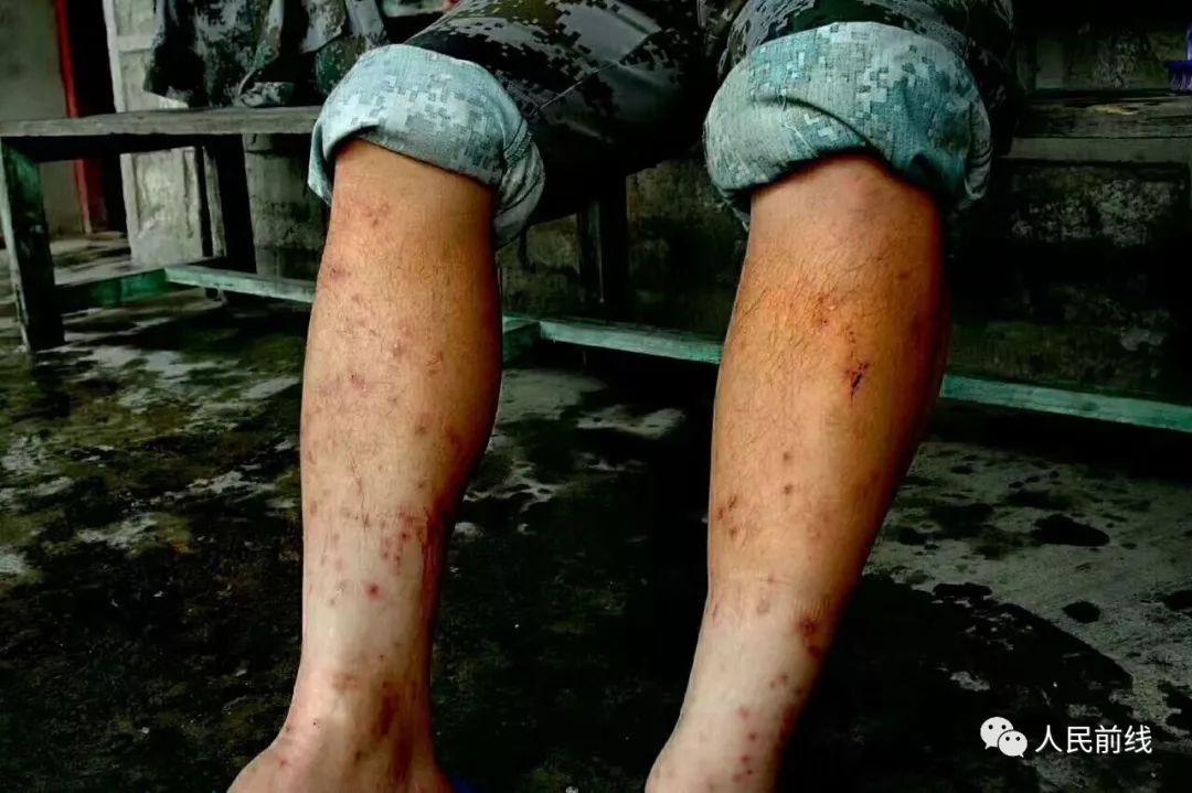 一组来自西藏墨脱军人的照片,刚看第一张就泪目