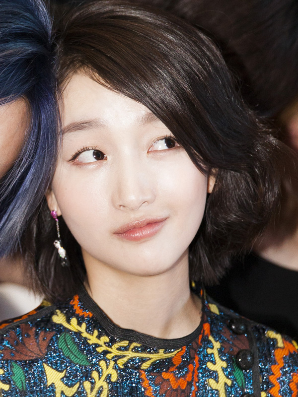 现在流行微闪妆！刘诗诗周冬雨眼里有星星