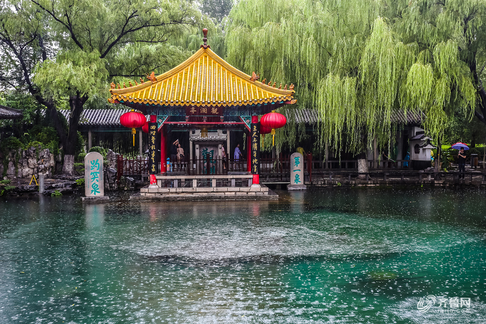 台风“温比亚”带来强降水天气 趵突泉水位上升