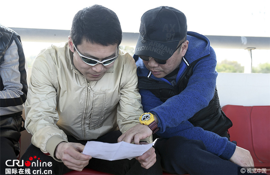 上海：申思出狱后与祁宏聚首 同观战全运会U20比赛