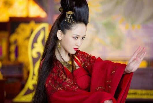 能hold住古装红衣的女星 谁最倾国倾城?