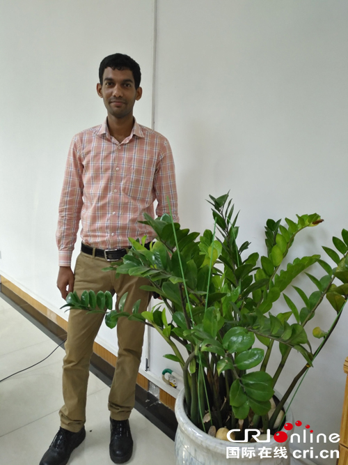 圖片默認標題 圖片默認標題