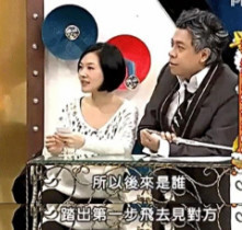 萧亚轩又双叒叕分手了，但她一直爱得很狂热