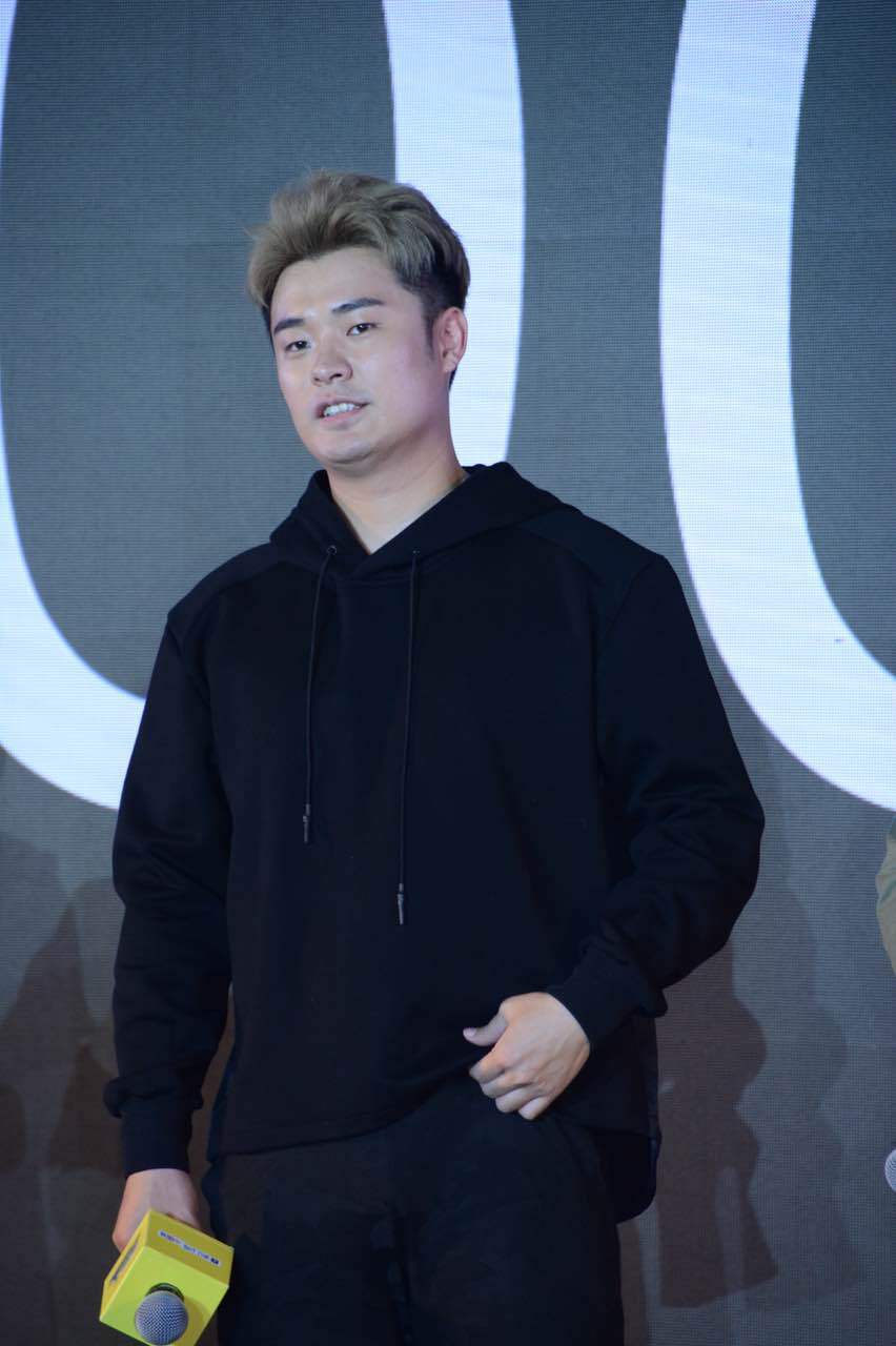 陈赫不仅肿了还被吐槽像老年人 图在这