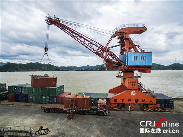 【唐已审】【供稿】 梧州赤水港7月散杂货物吞吐量突破53万吨