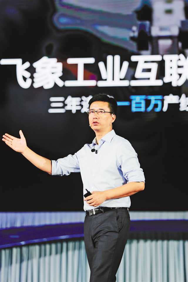 胡晓明.记者 罗斌 摄