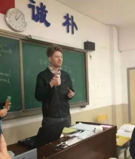 四川辣酱美国爆红 竟能胜过“中国女神”老干妈?(组图)