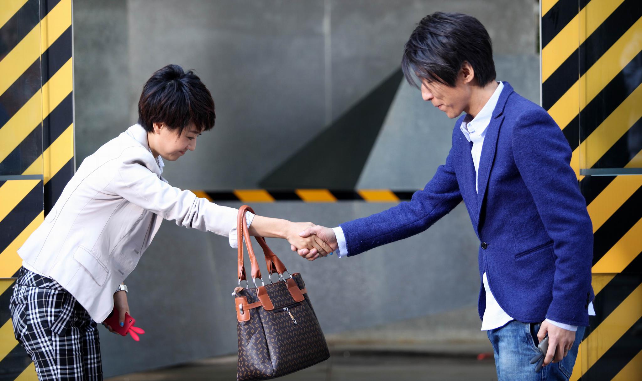 《失恋33天》剧组有毒？白百何文章张子萱…