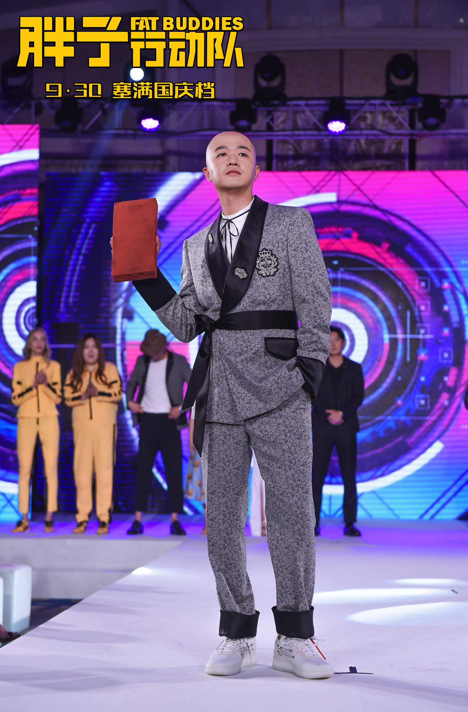 图片默认标题_fororder_“总设计师”包贝尔