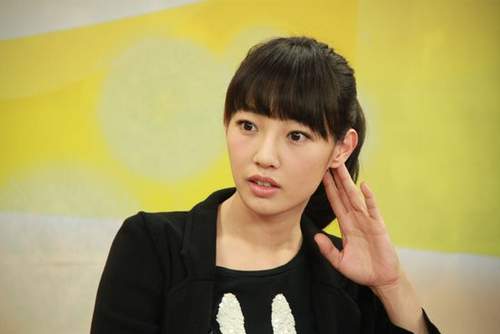 白百何出轨对象被曝曾任职黄晓明工作室 但很快就被解聘