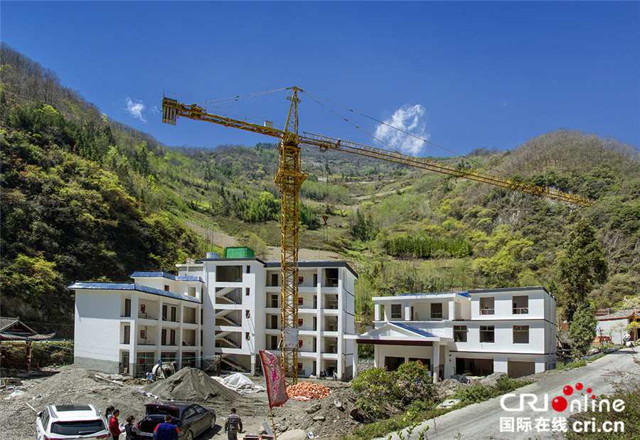 四川北川小寨子溝春色滿園 鮮花簇擁爭奇鬥艷 四川北川小寨子溝春色滿園 鮮花簇擁爭奇鬥艷