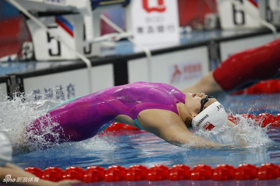 中国区总决赛泳装图片