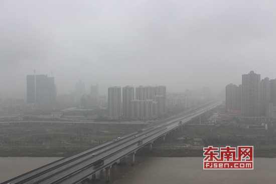 【泉州】泉州發佈暴雨紅色預警 未來一週雨下不停