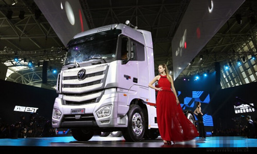 2017流行时尚&欧曼EST超级卡车上市发布会在沪举行