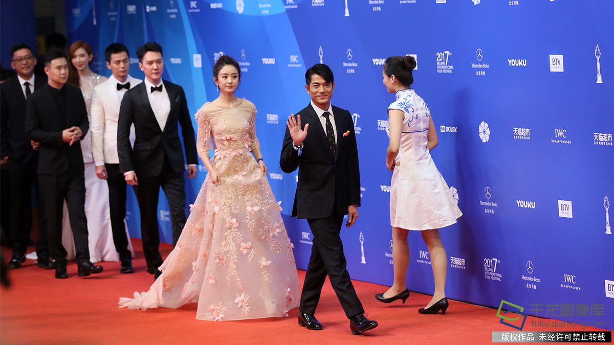 郭富城、赵丽颖等演员亮相北京国际电影节开幕红毯