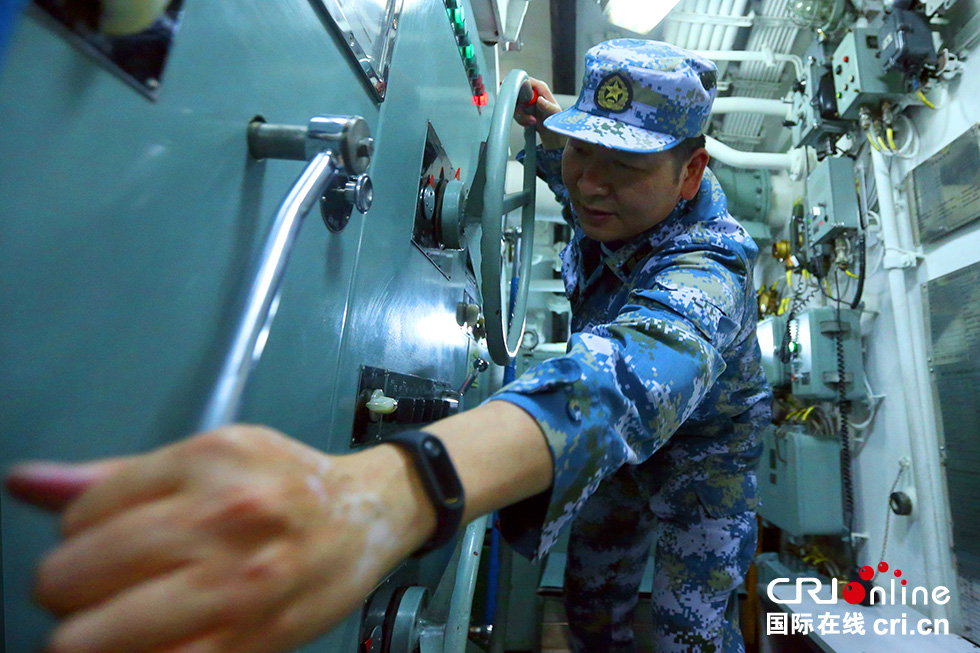 加快实战化训练步伐 东海舰队某潜艇支队聚力锻造"水下尖刀"