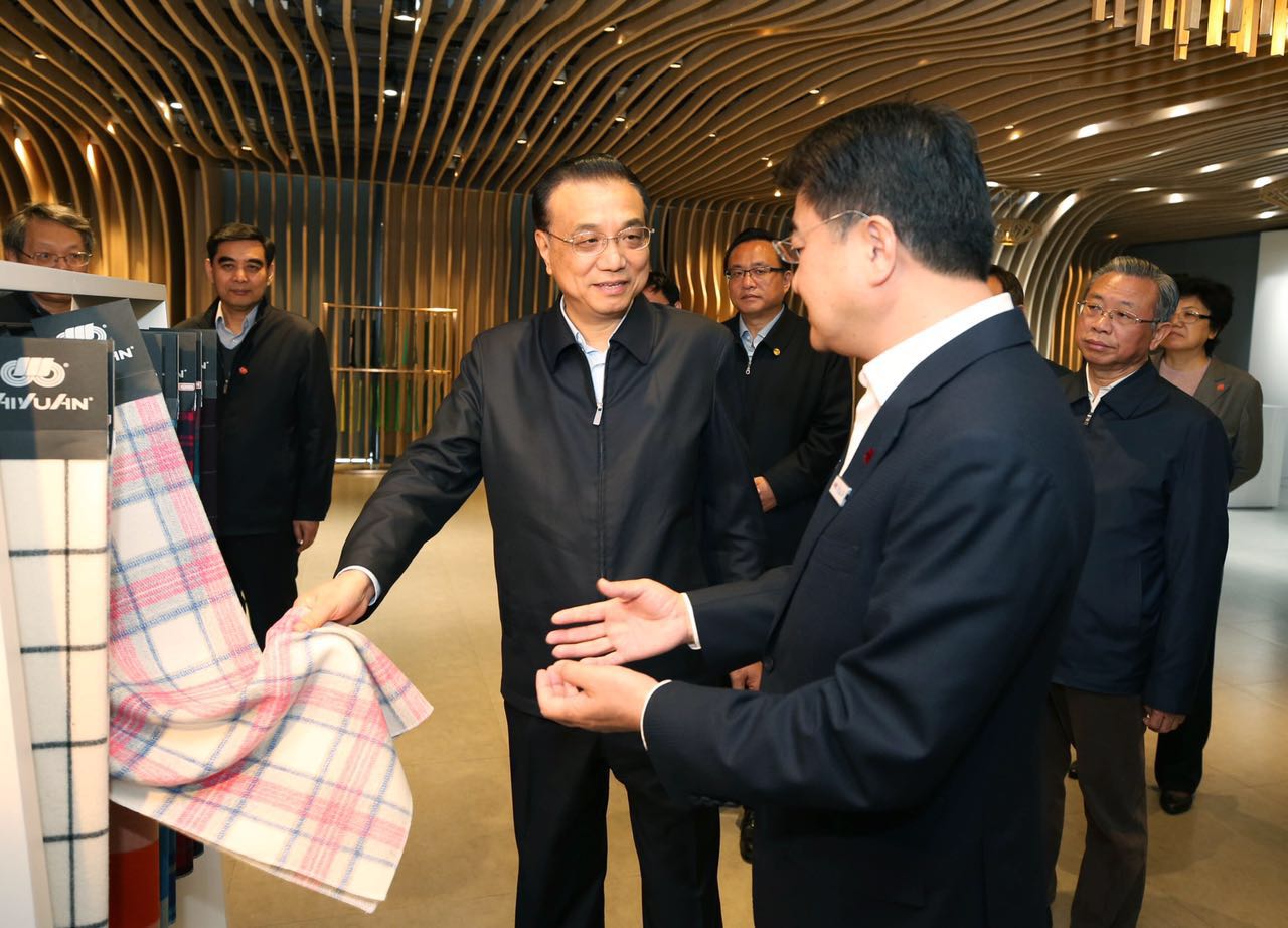 李克强谈医养结合:保障老有所养老有所医