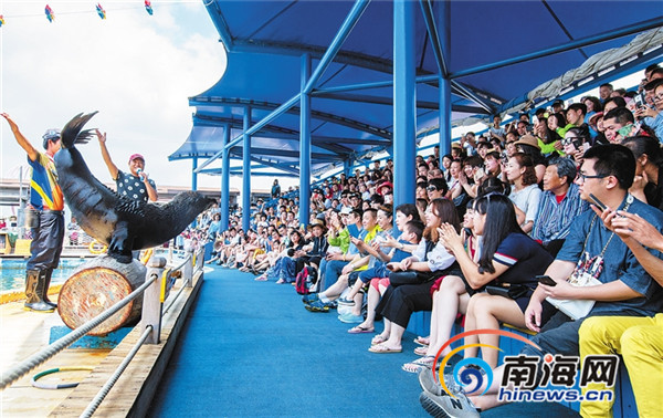 【頭條文字列表】【即時快訊】凝心聚力共建共享美好新海南 【頭條文字列表】【即時快訊】凝心聚力共建共享美好新海南