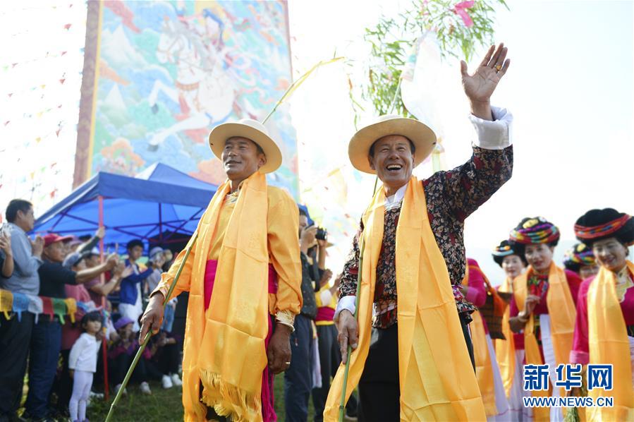 云南宁蒗：一年一度的摩梭人转山节