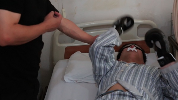 上海瑞金医院成功手术“抽动秽语综合征”