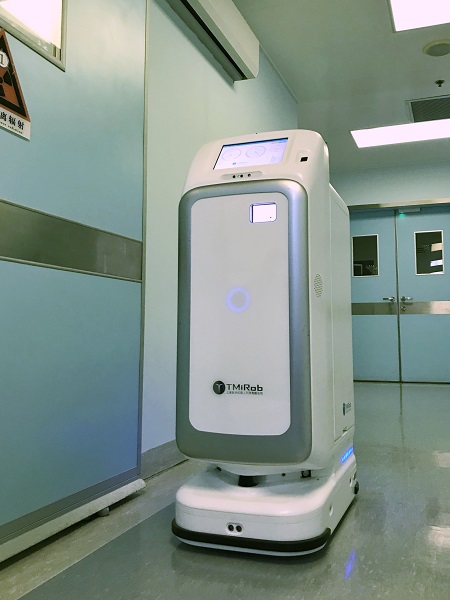 仁濟醫院手術室機器人全年代步近8000公里