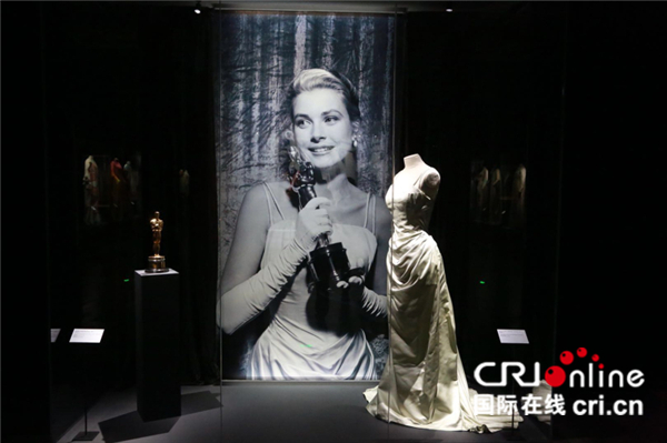 图片默认标题_fororder_展览展出了格蕾丝·凯利王妃的相关展品
