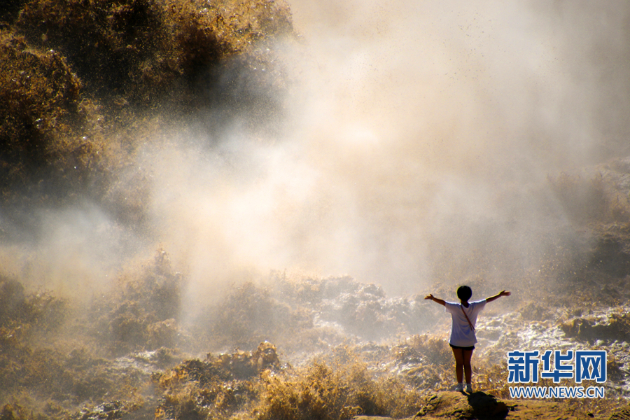 壶口秋韵：山飞海立 旱天鸣雷