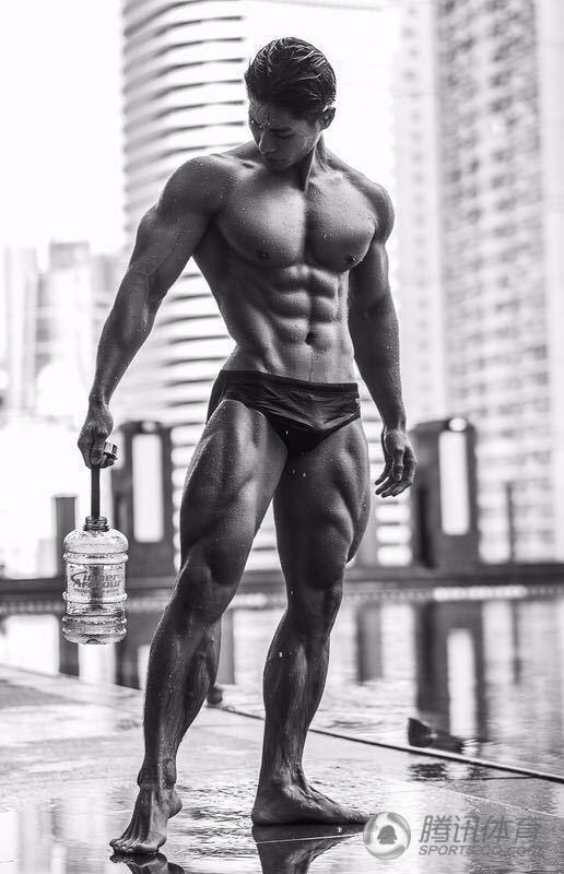 他曾是少林俗家弟子 健身走向人生巅峰 他曾是少林俗家弟子 健身走向人生巅峰