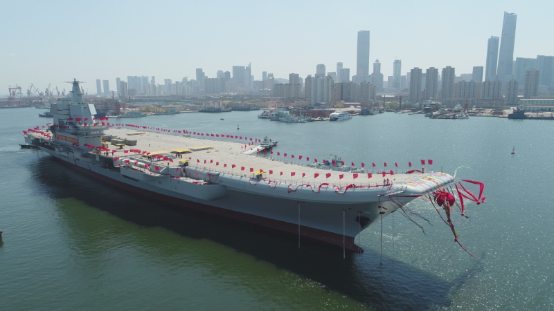 港媒关注中国首艘国产航母下水 港人感到骄傲