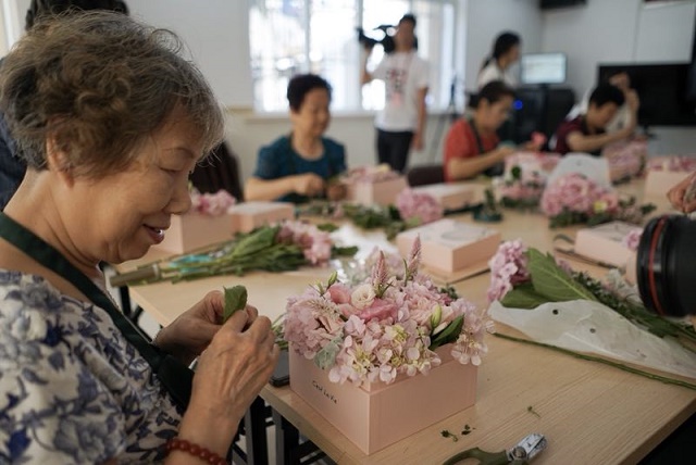 走进百姓身边 浦东新区家门口服务站实现全覆盖