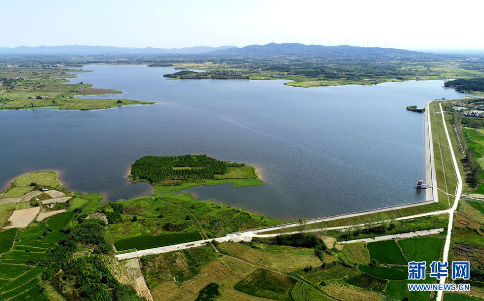 9月9日,航拍安徽省滁州市全椒县三湾水库田园风光.