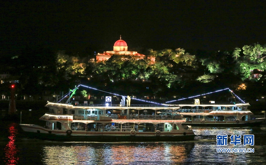 【组图】厦门：“成功”船上博状元 鹭江夜景醉游人