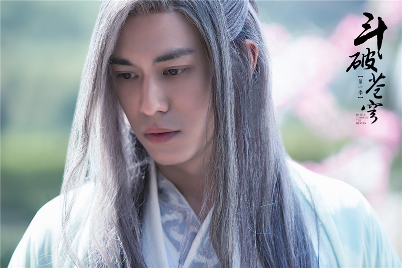 白衣仙师药尘鹤发俊颜   标签: 首页                          [3]