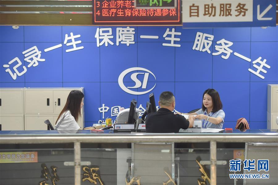 福建泉州：便民服务“不打烊”