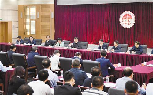 【滾動新聞】習近平在中國政法大學考察時強調 德法兼修抓好法治人才培養 【滾動新聞】習近平在中國政法大學考察時強調 德法兼修抓好法治人才培養