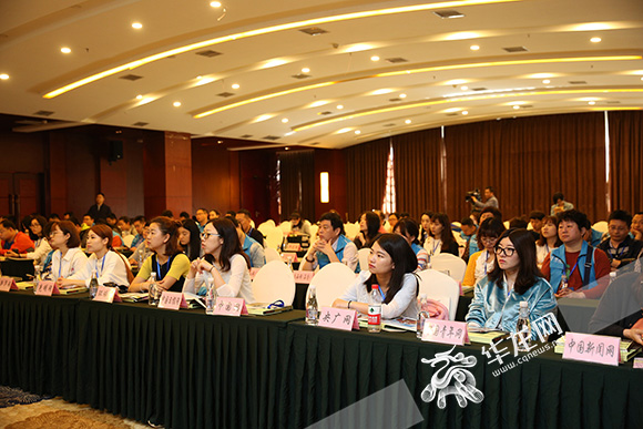 【聚焦重慶列表】全國百家網媒酉陽行 "穿越"千年又見桃花源